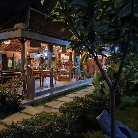 Villa Kayu Yogyakarta Eksteriør billede